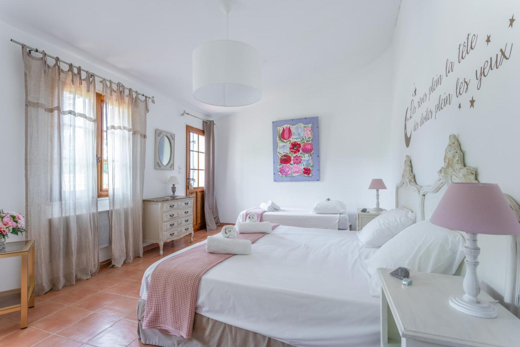 Le Mas de la Vinçane Pernes-les-Fontaines Extérieur photo